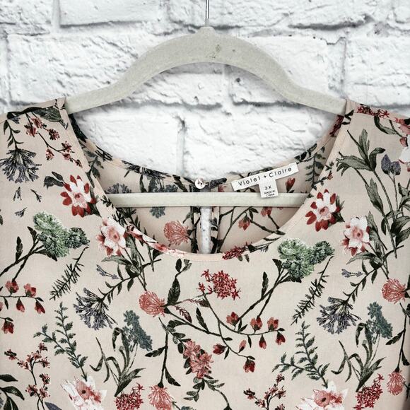 Violet & Claire Ruffle Sleeve Floral Chiffon Blouse Size 3X - Picture 5 of 6